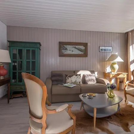 Apartament Sleeps 2 *