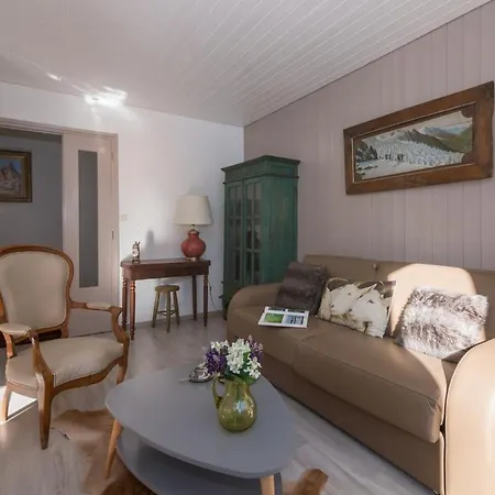 Sleeps 2 Apartament